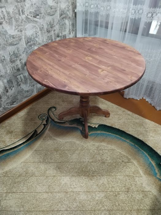 Стол обеденый круглый