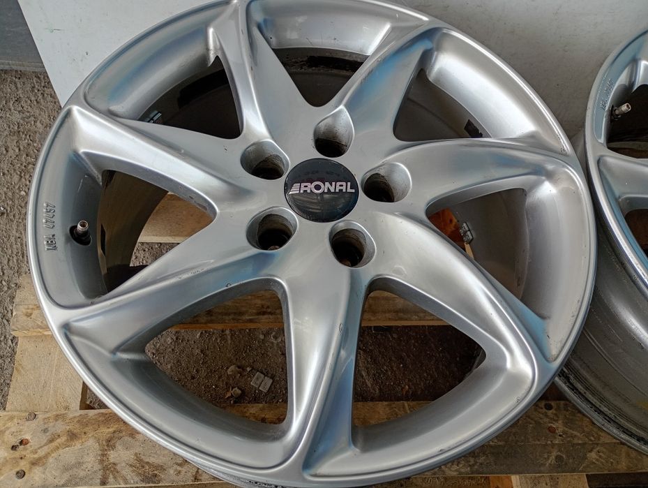 Перфектни Ronal 17-5x108 ET45 8j Peugeot 508