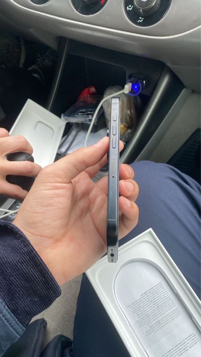 айфон 16про отличном состоянии