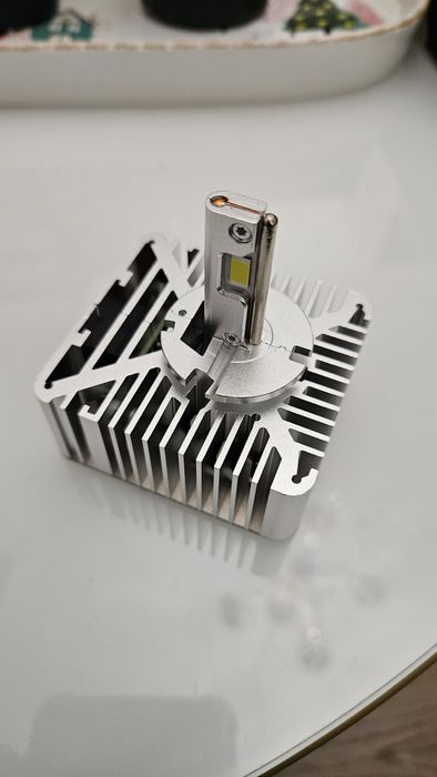 BEC LED Xenon D5S  D3S/D3R  D1S/D1R D8S cu Canbus fără eroare în bord!