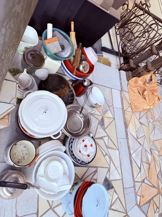 Срочно продается разная кухонная посуда