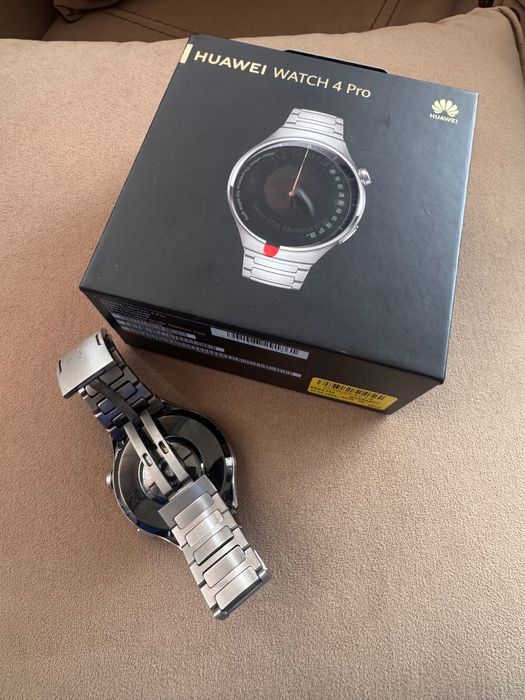 Huawei Watch 4 Pro – отлично състояние + зарядно