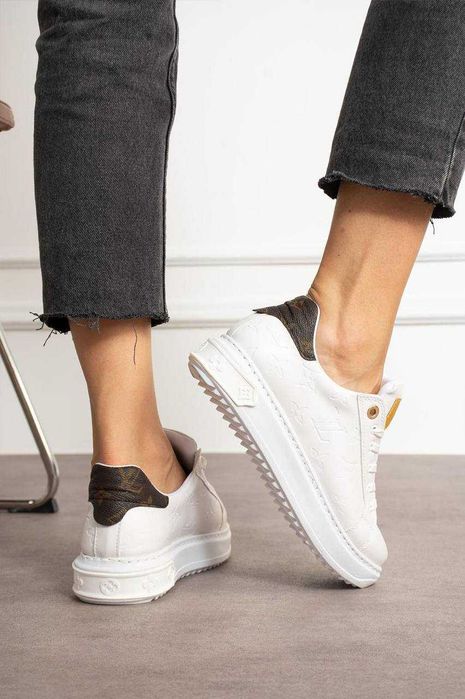 Маратонки обувки дамски сникърси