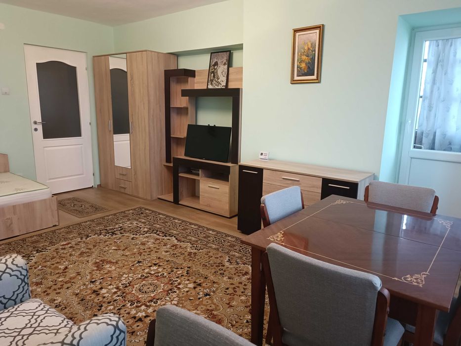 Apartament 1 camera de vanzare