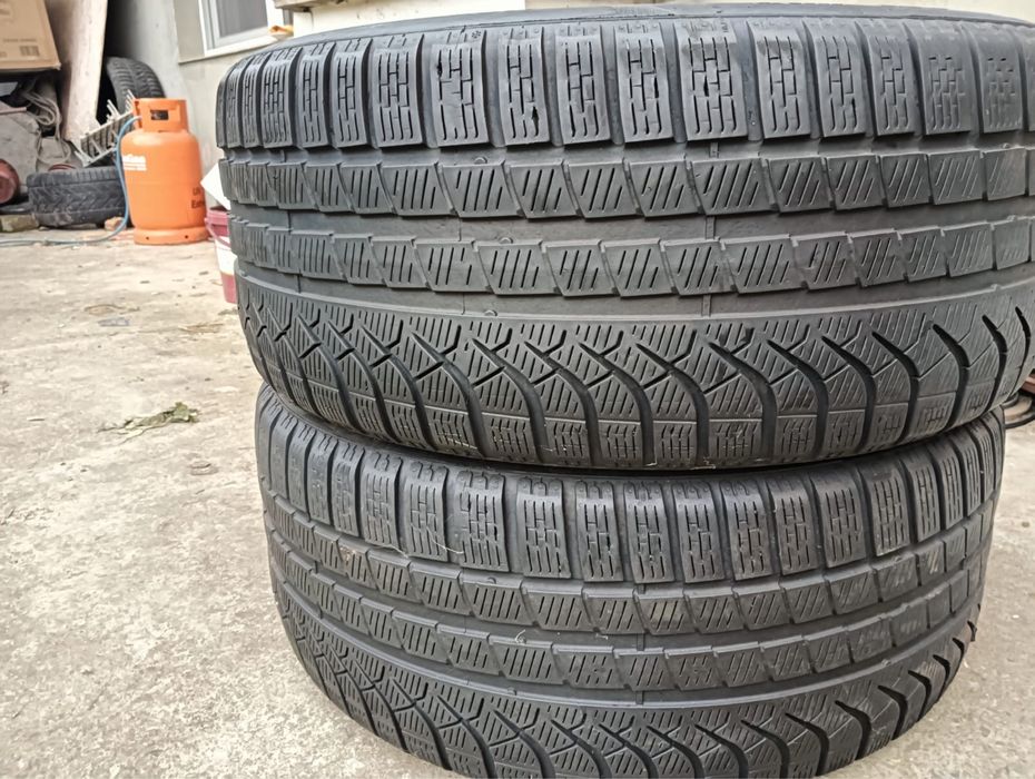 Pirelli 255/45 R19 iarna