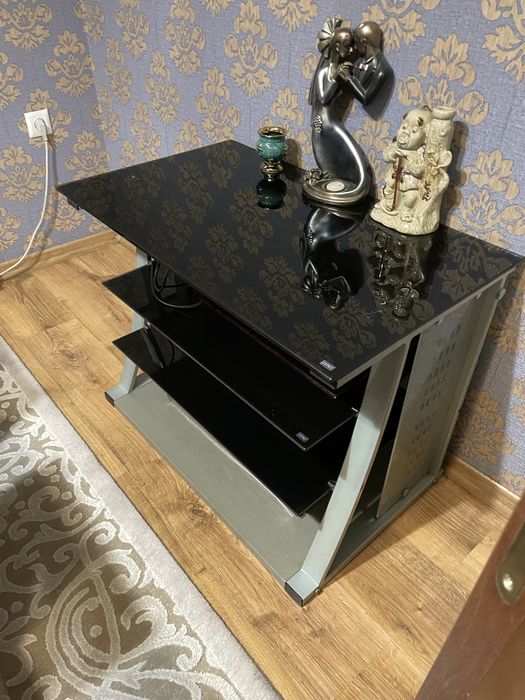 Тумба под телевизор