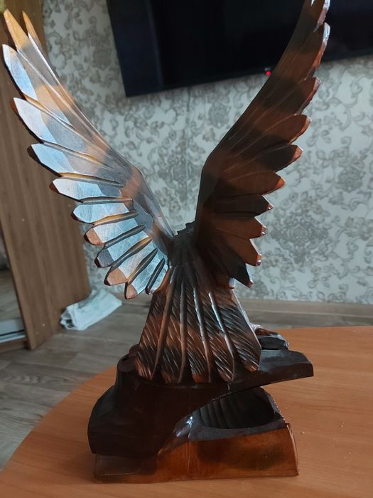 Орёл деревянный ручной работы