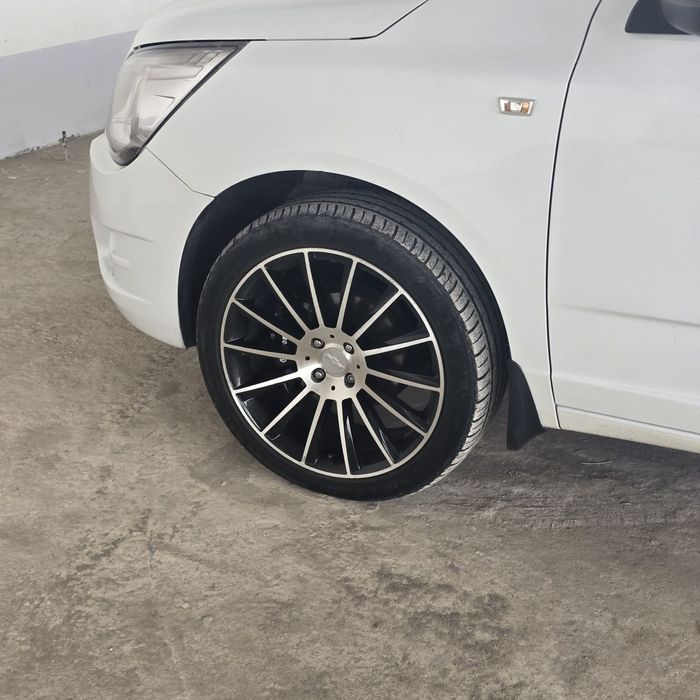 18 razmerda diska balon sotiladi