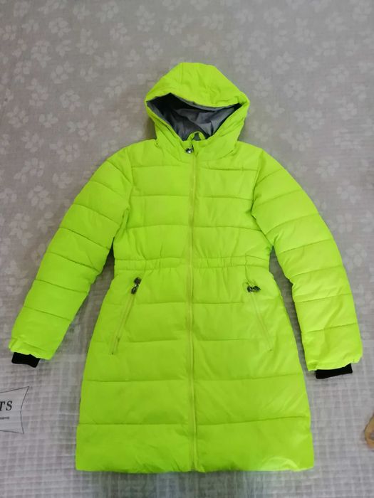 Продам плащ б/ в хорошем состоянии на девочку 9-12 лет, весна-осень