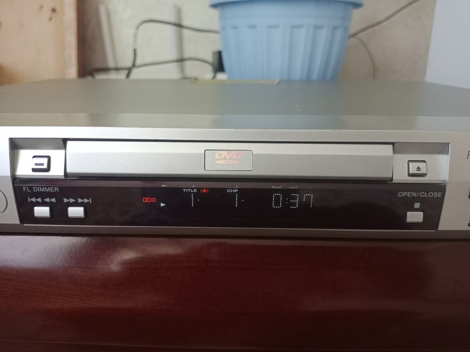 Проигрыватель Pioneer CD/DVD player