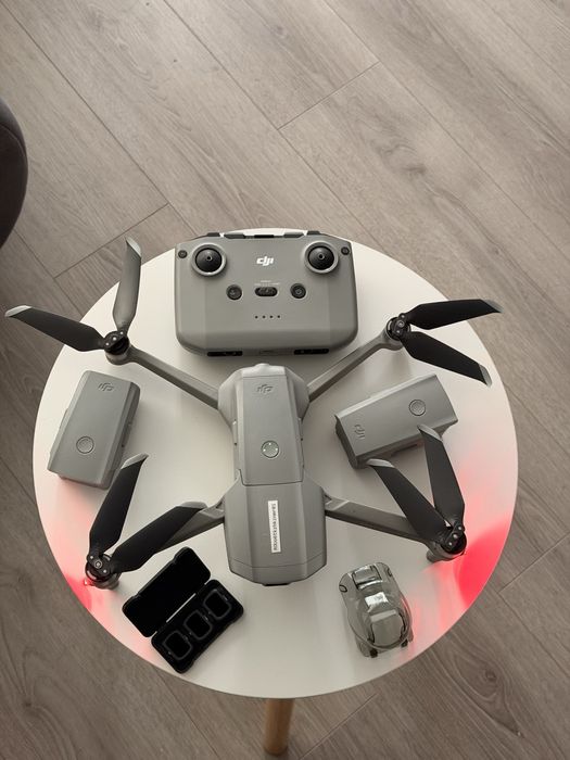 Drona DJI Air 2 Fly More Combo