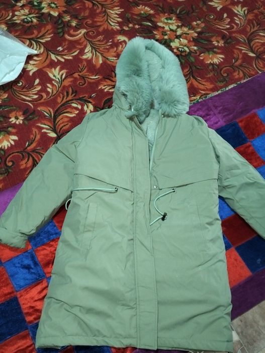 Куртка срочноооо