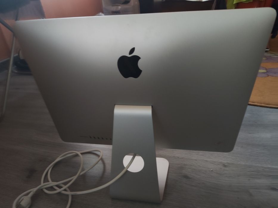 iMac 21,5 inchi 2015