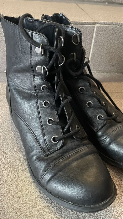 Кожаная обувь женская