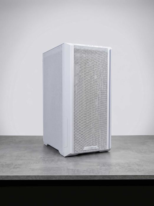 Игровой ПК для 2K/4K Ryzen 7 7800X3D - RTX 5070Ti + Монитор 180 Гц