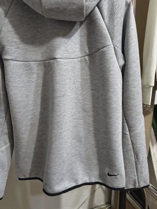 Compleu Nike Tech Fleece(marimi: S, M, L, XL, XXL)