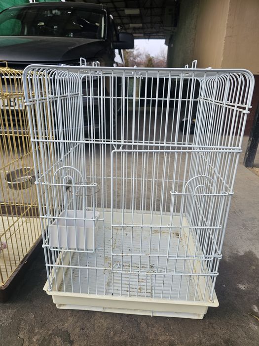 Большой клетка для Попугай. Qafas Золотисти 140 $.  белый 120$