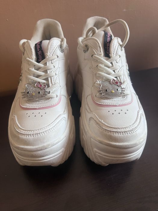 Маратонки Hello Kitty на платформа