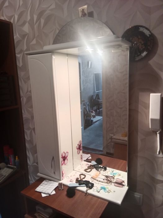 Зеркало для ванной комнаты