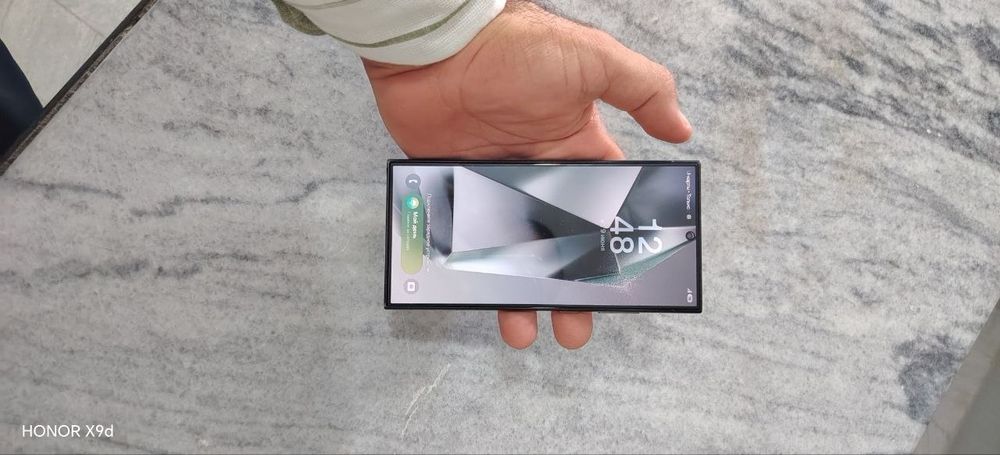 Samsung s 24 ultra xolati yangiday srocniga sotaman xotirasi 256 12