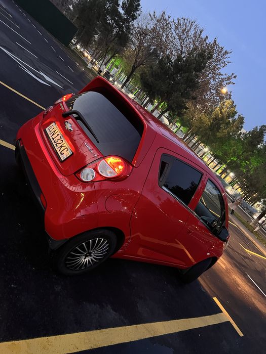 Spark avtomat 1 euro kraskasi toza