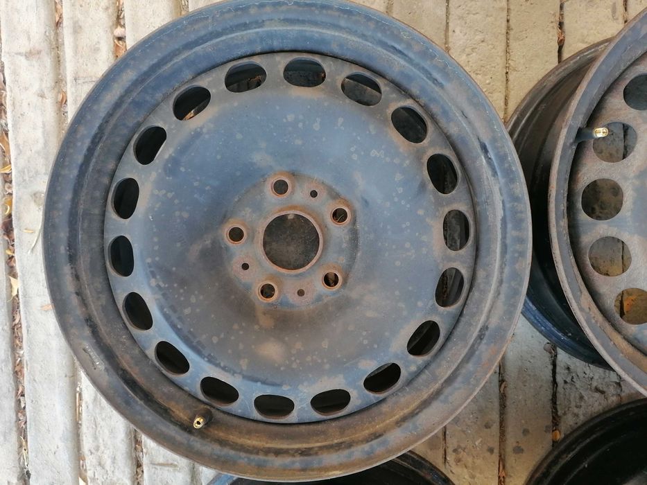 Железни Джанти 16" за гуми 215/65/16