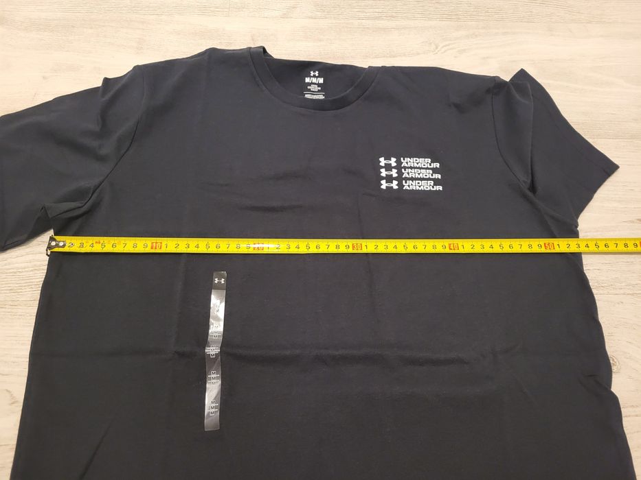 Tricou Under Armour, mărime M, nou, cu etichetă
