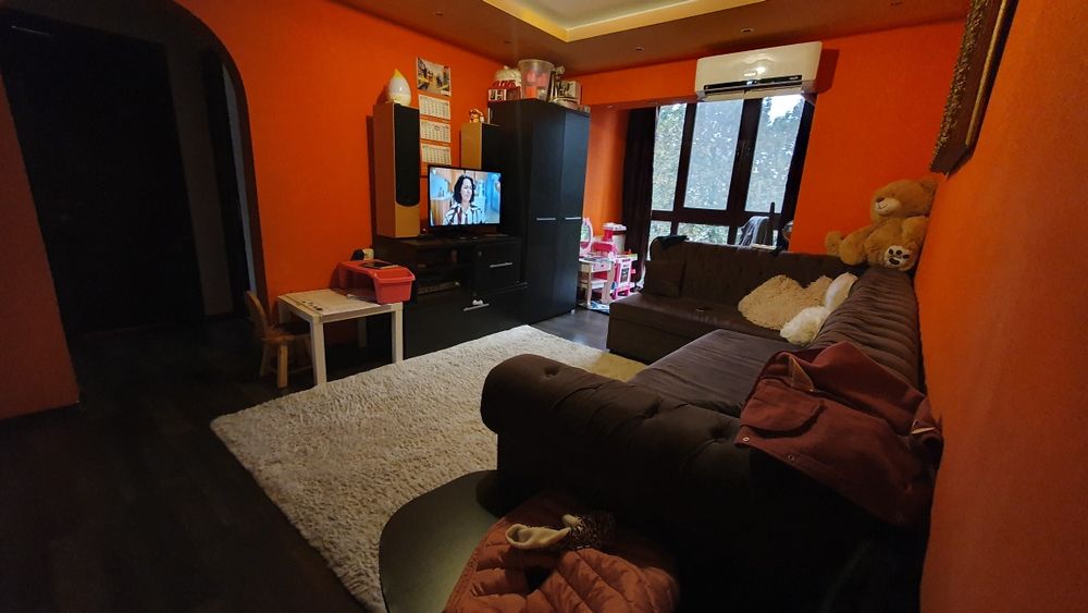 Proprietar Vand apartament 3 camere