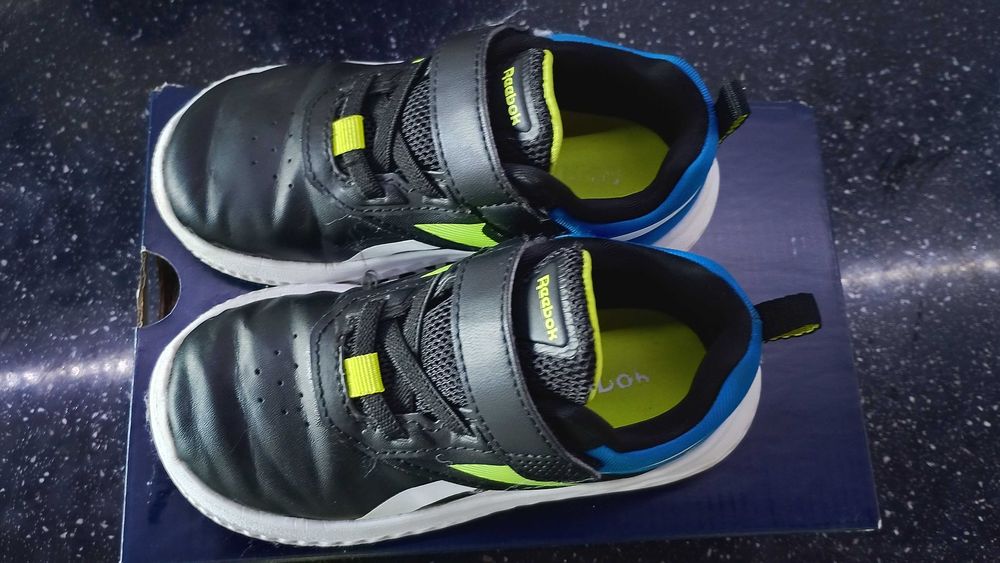 Маратонки Reebok 24,5 р-р