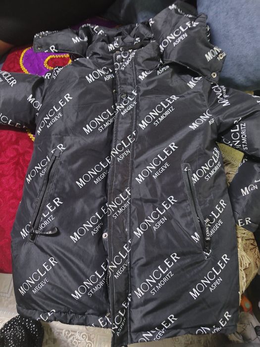 Продам куртку теплую