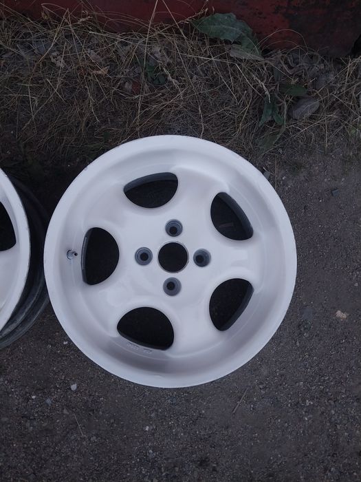 Диски R15 оригинал с полкой. На Гольф 3.