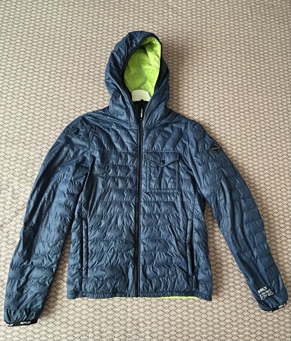 Преходно яке Replay