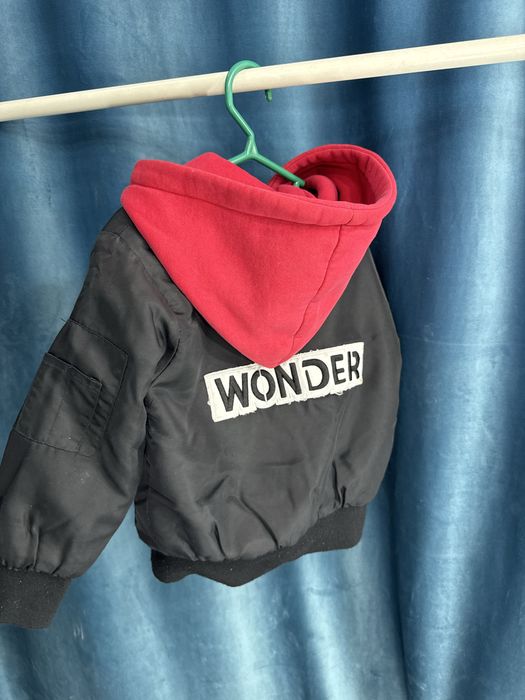 Пакет дестких вещей с куртками