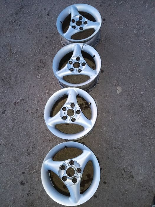 Продам  летние шины и диски