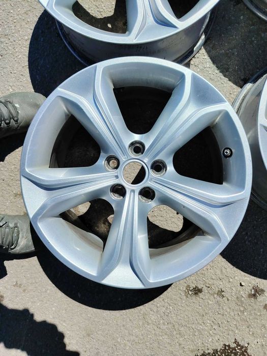 Продавам джанти Land Rover