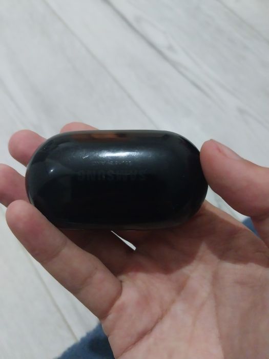 Наушники Samsung Buds+