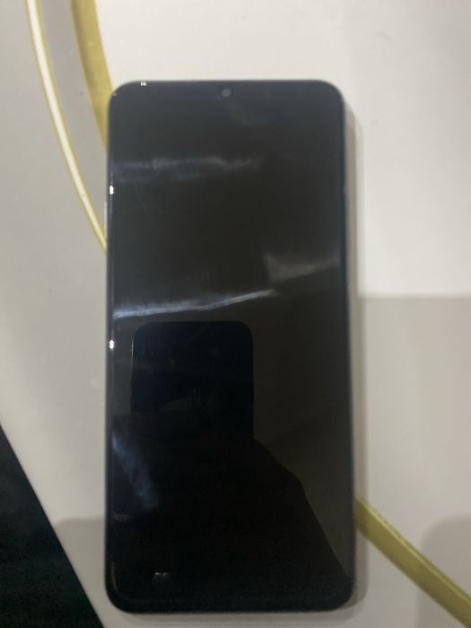 Продам телефон huawei nova Y63