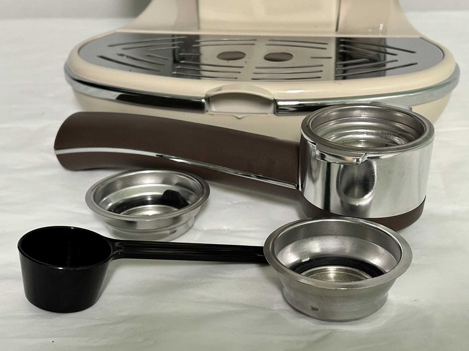 Еспресо машина DeLonghi Icona Vintage ECOV 311.BG – Ретро стил + 6 м. ГАРАНЦИЯ