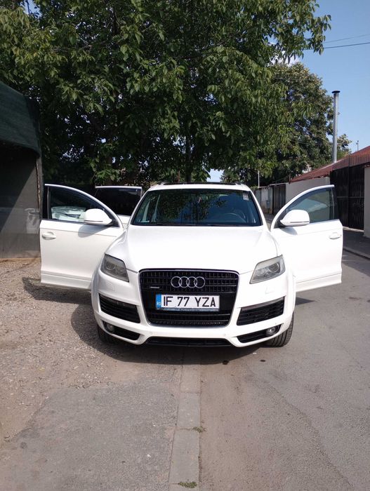 Vând audi Q7 2008