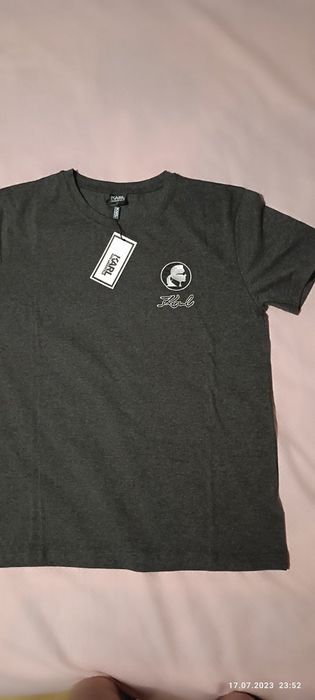 KARL LAGERFELD. Moncler и BOSS-Мъжки комплекти..