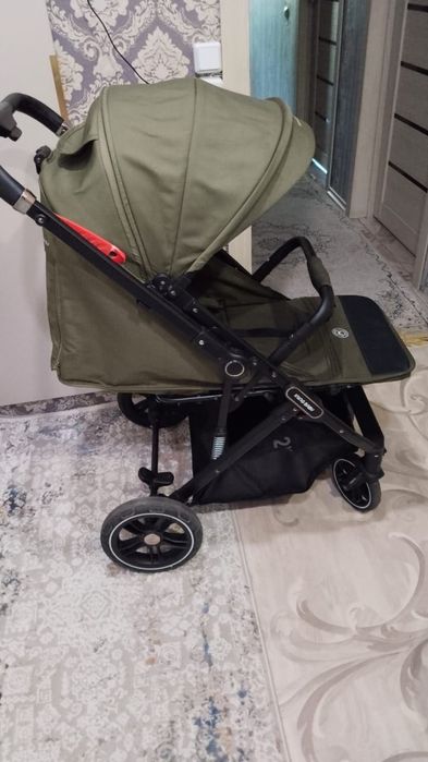 Продам детскую коляску