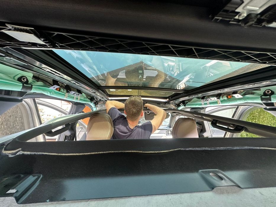 Reparatie trapă panoramică / turela Mercedes-Benz/ Volvo/ BMW/ Audi