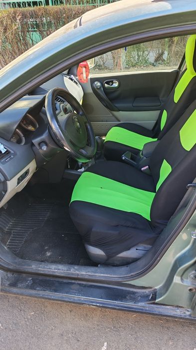 Vând Renault Megane 2 din anul 09.12.2004