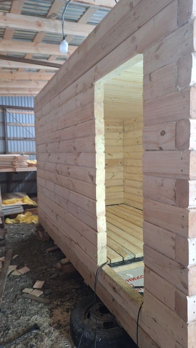 Сруб бани из профилированого бруса