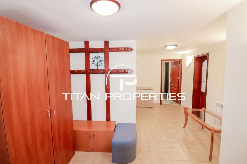 Дава се под наем Къща в с. Приселци, Област Варна - 550 кв.м за 450 € - Снимка #20