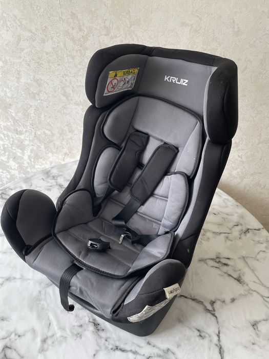 Детское автокресло KRUIZ.