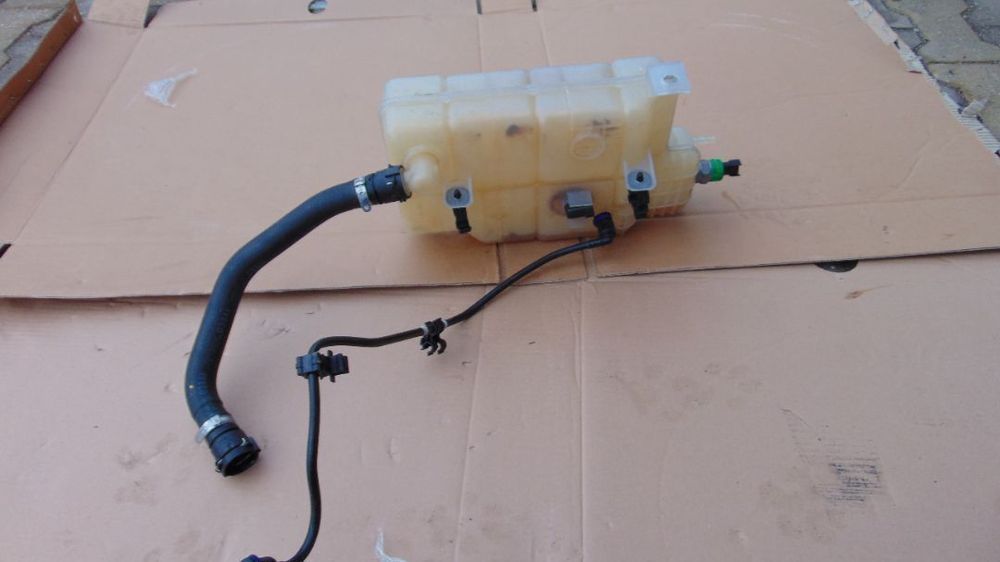 Vas expansiune Iveco daily 2015-2024 vas antigel  apa iveco daily cod 5801303409