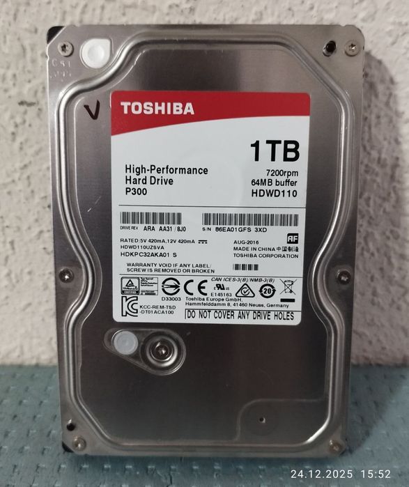 Hard disk 1TB sotiladi