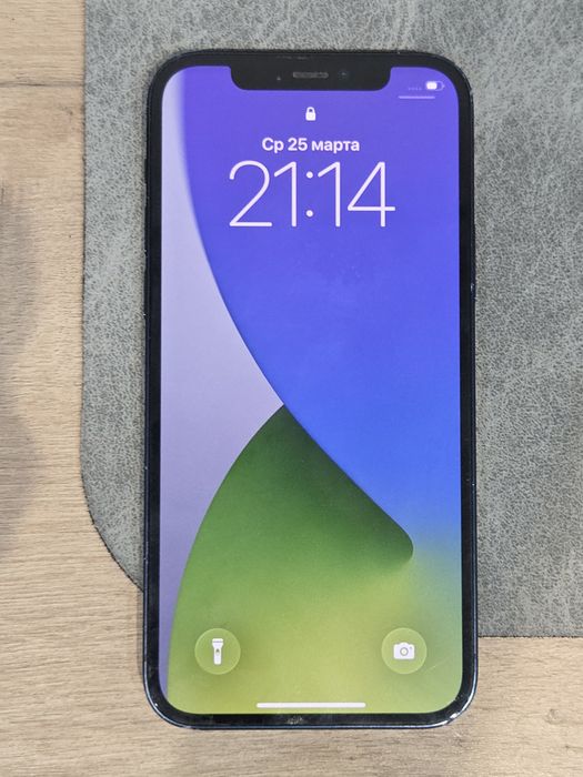 iPhone 12 64 гигабайт