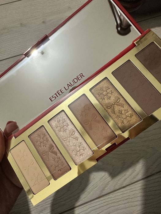 Продам палетку теней Esteelauder